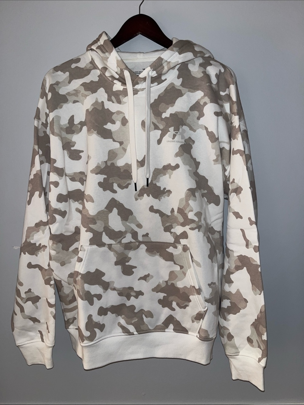 Under Armour Beige White Camo Hoodie Sweatshirt
